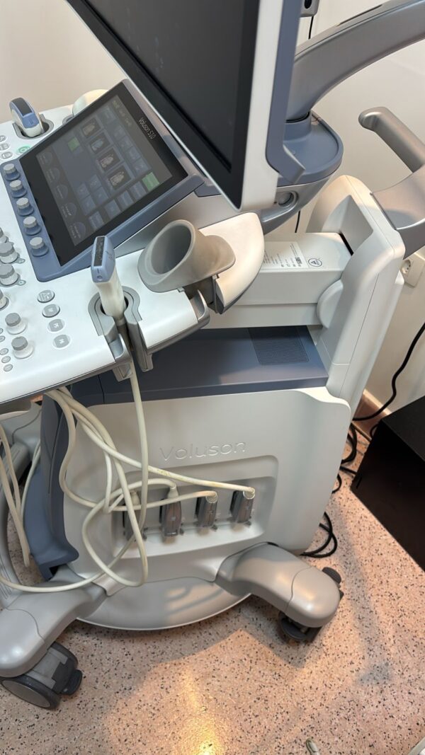 ULTRASSOM GE – VOLUSON S10 HDLIVE 3D/4D - Image 4
