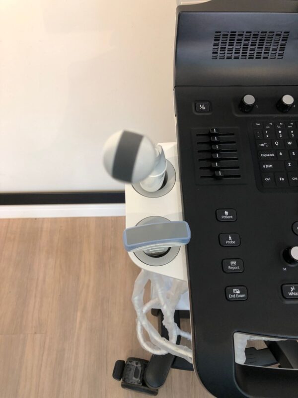 ULTRASSOM GE – VERSANA ESSENTIAL - Image 4