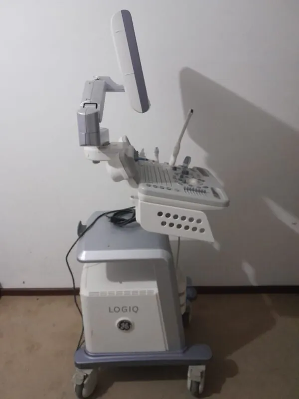 ULTRASSOM GE - LOGIQ P5 - Image 4